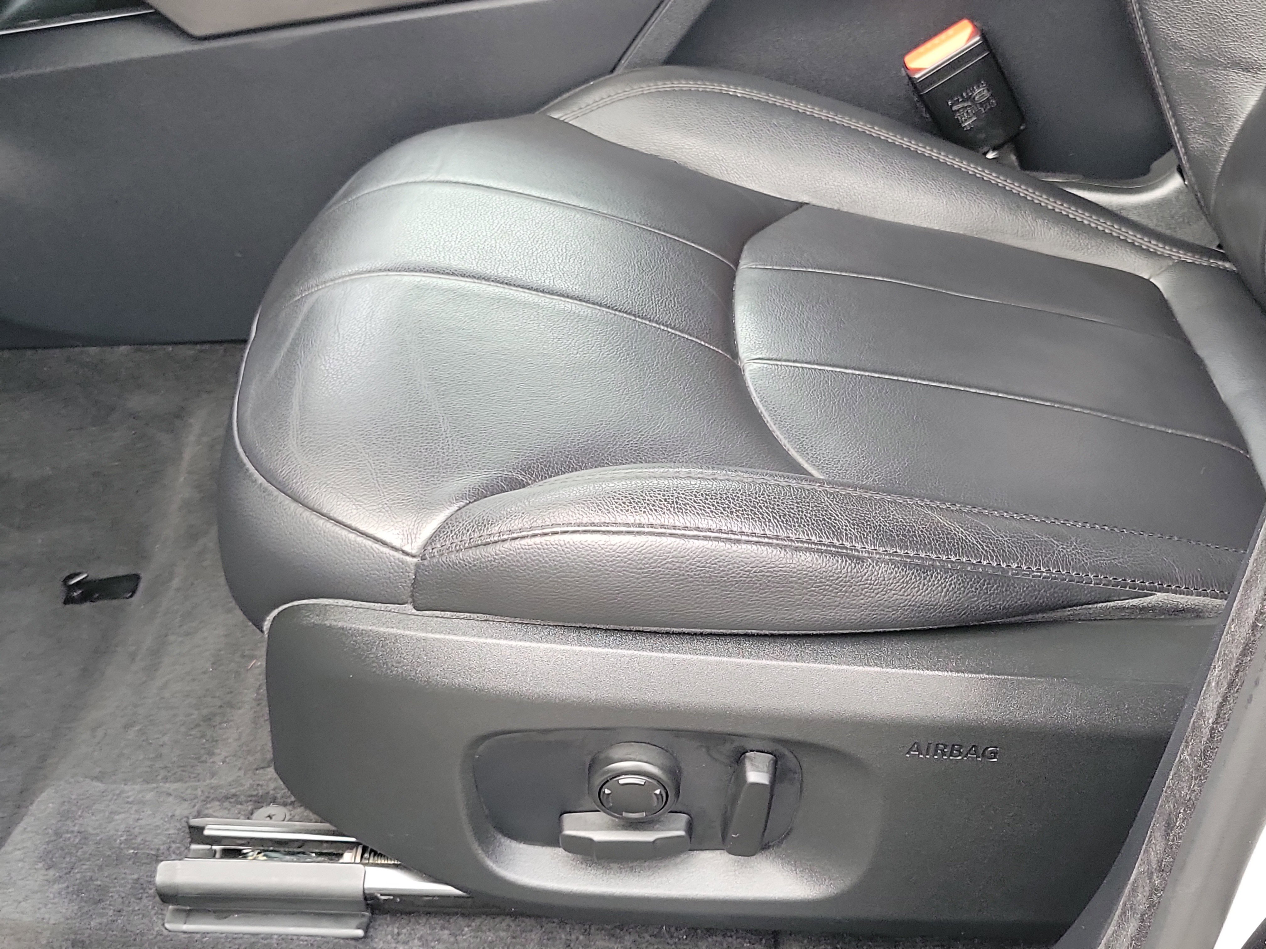 Used 2018 Land Rover Range Rover Evoque image 19