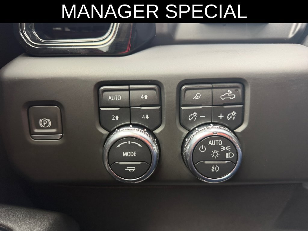 Used 2024 GMC Sierra 1500 AT4 w/ Technology Package AWD/4WD image 23