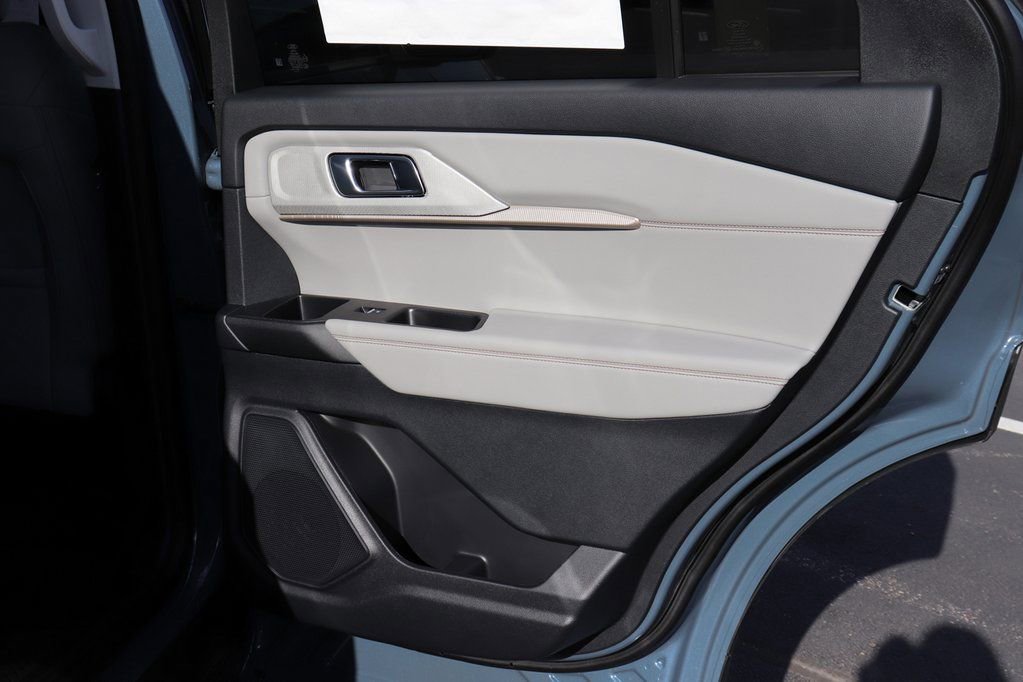 New 2026 Ford Explorer Active w/ Active Comfort Package image 15
