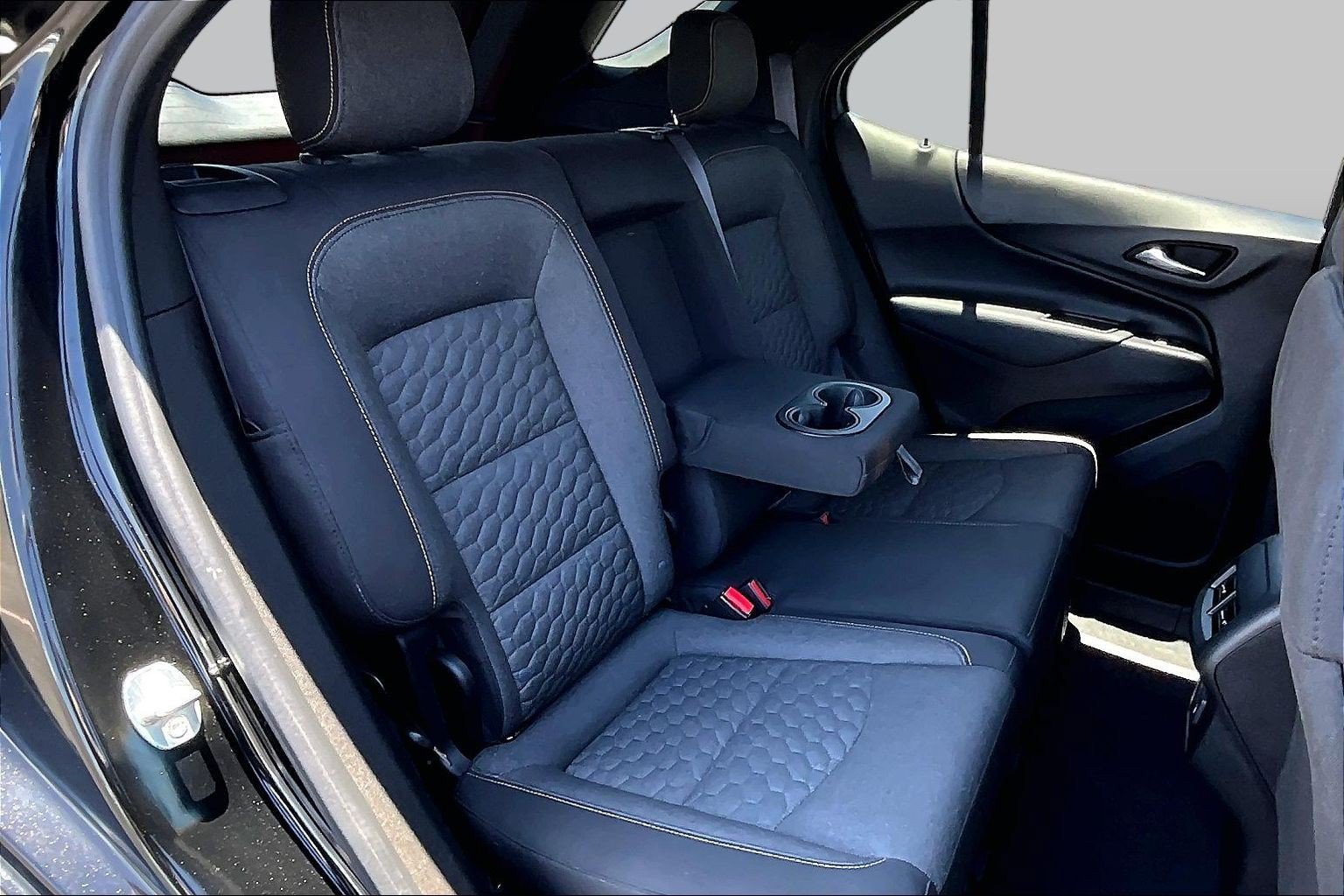 Used 2020 Chevrolet Equinox LT FWD image 27
