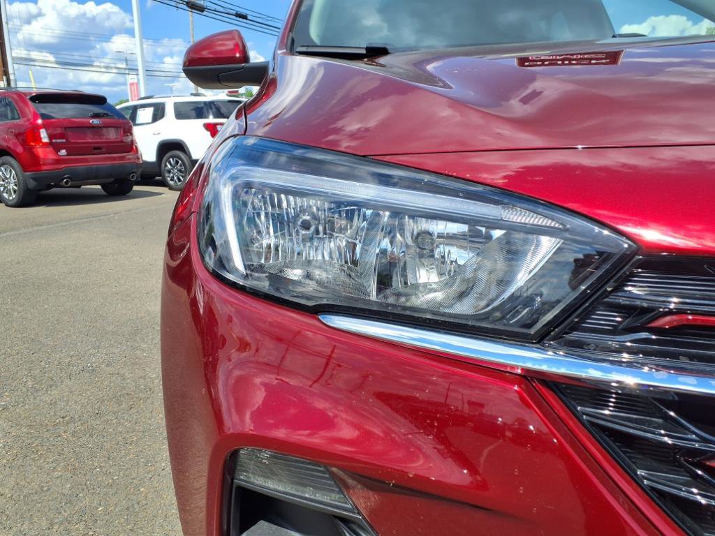 Certified 2023 Buick Encore GX Select w/ Sport Touring Package image 12