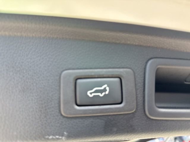 Used 2016 Subaru Forester 2.0XT Touring w/ Eyesight & Navigation System image 13