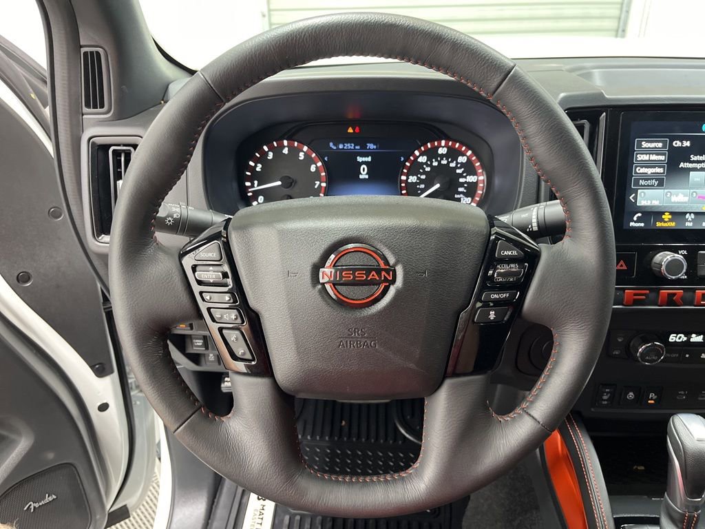 Used 2025 Nissan Frontier Pro-X w/ Pro Convenience Package image 18