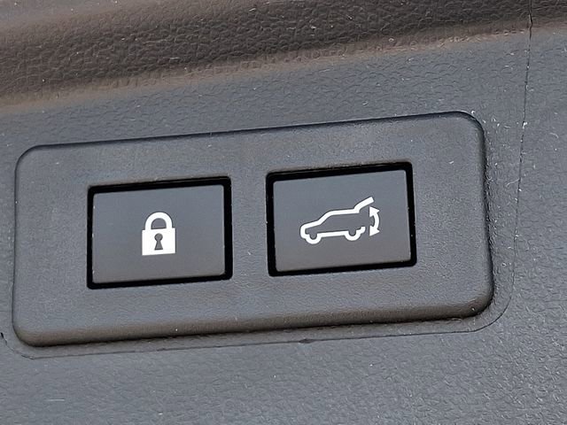 Certified 2025 Subaru Outback Onyx Edition image 30