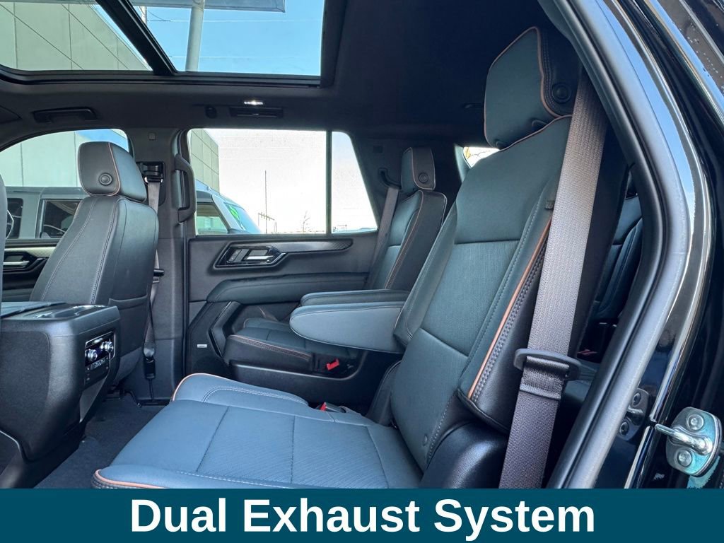 Used 2025 GMC Yukon AT4 w/ AT4 Premium Package image 30