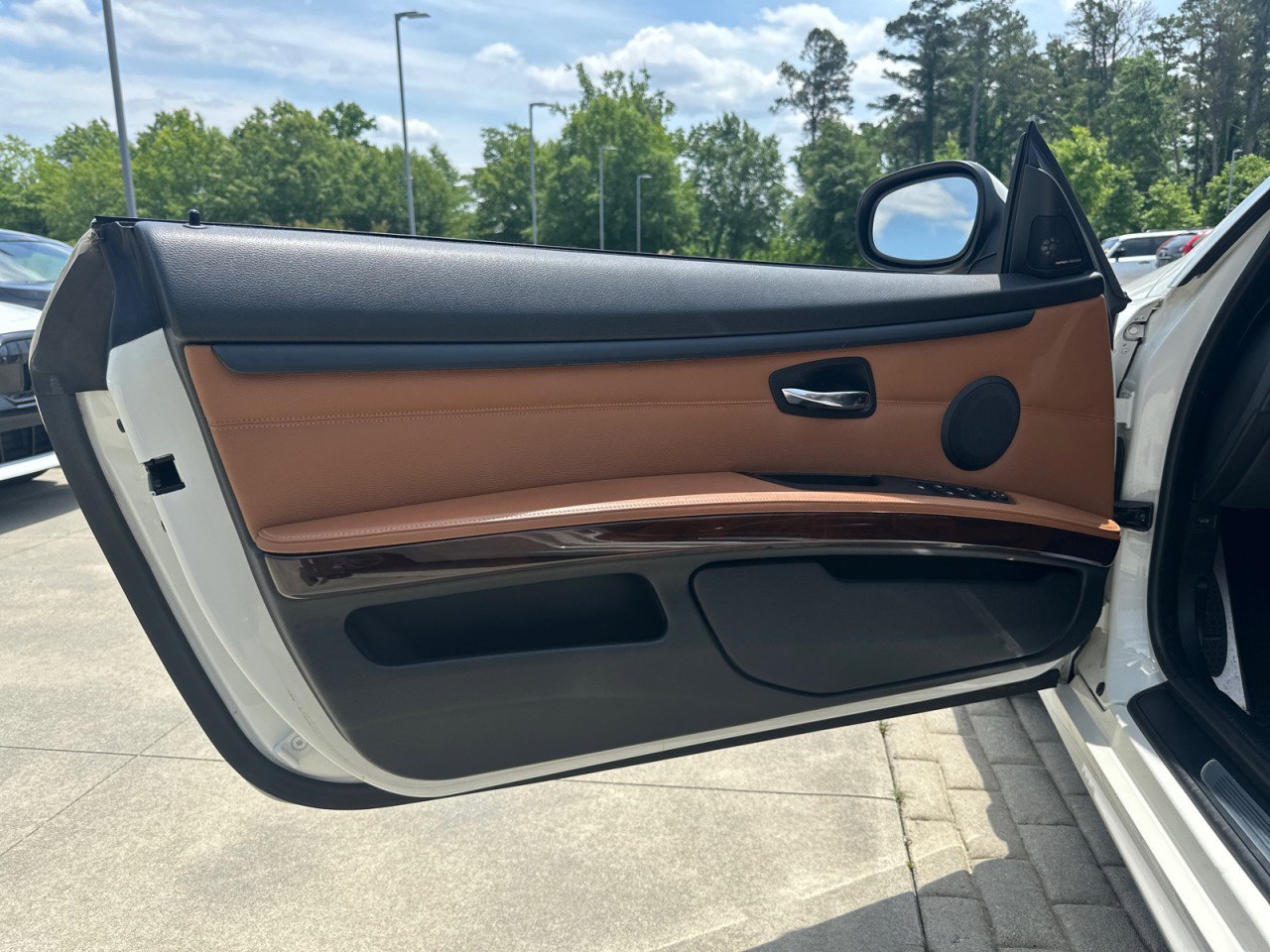 Used 2013 BMW 335i Convertible RWD image 16
