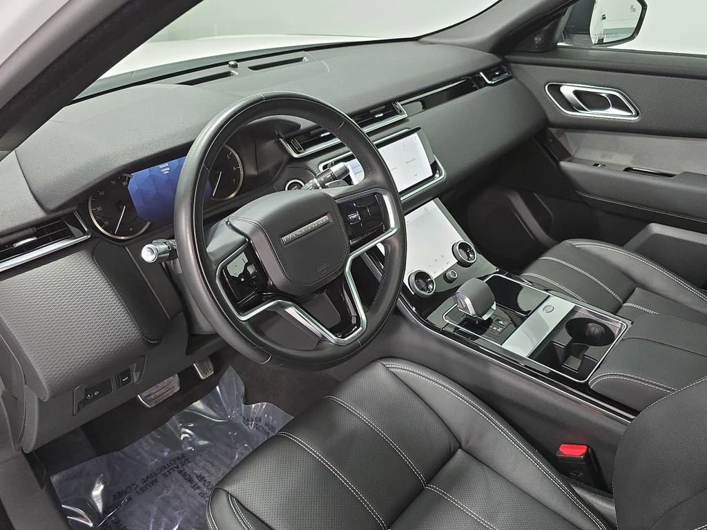 Used 2022 Land Rover Range Rover Velar R-Dynamic S AWD/4WD image 4