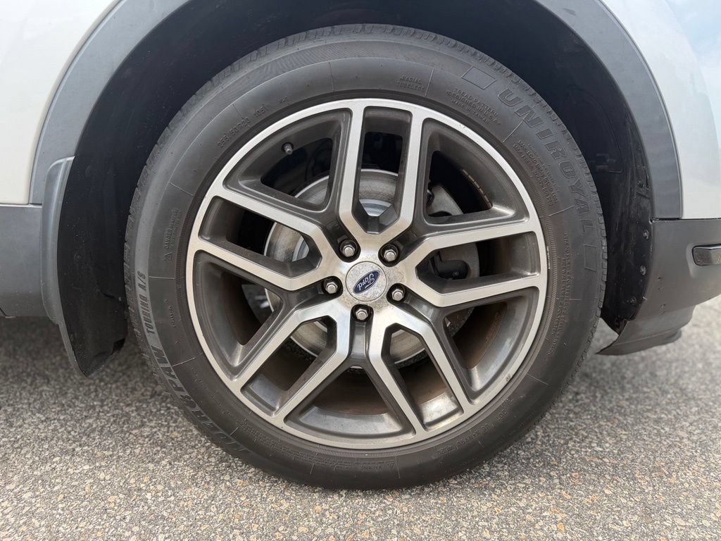 Used 2018 Ford Explorer Sport AWD/4WD image 15
