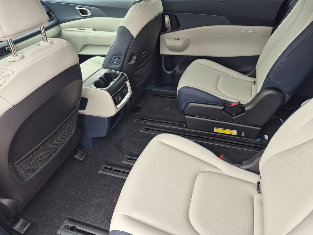 New 2026 Kia Carnival SX image 12