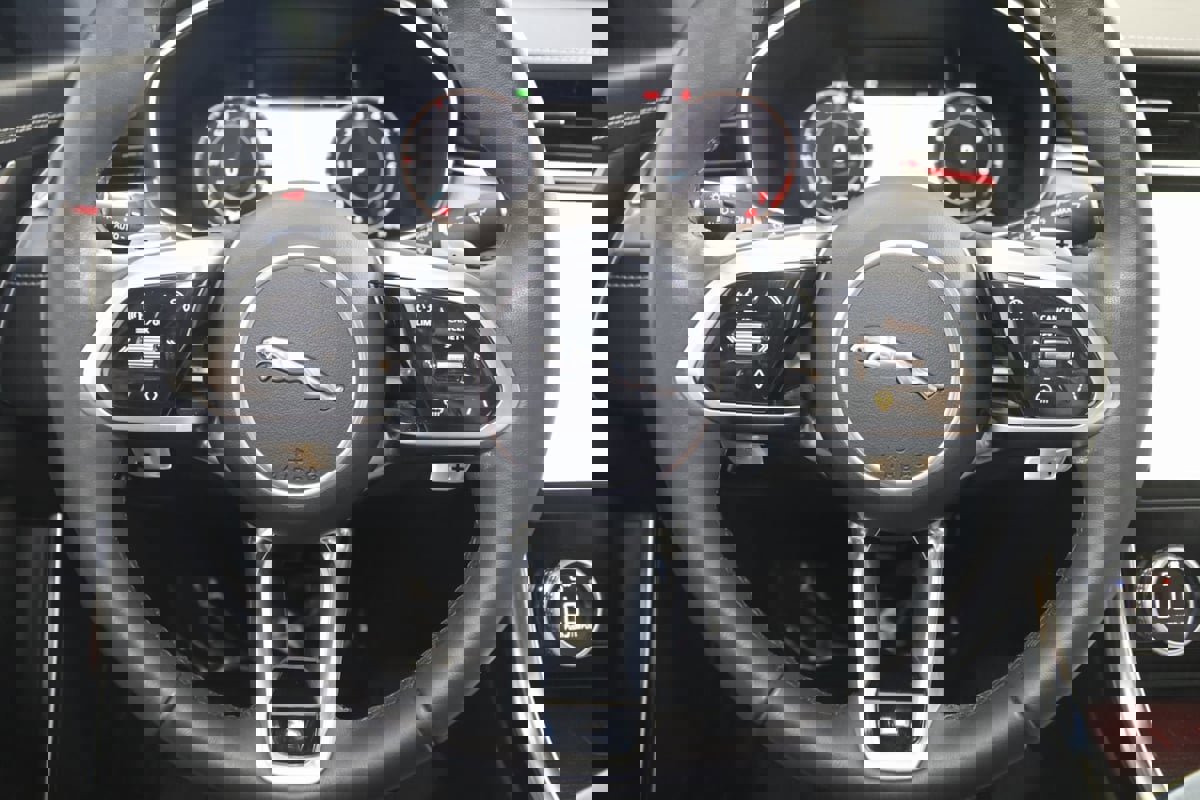 Used 2024 Jaguar XF R-Dynamic SE image 45