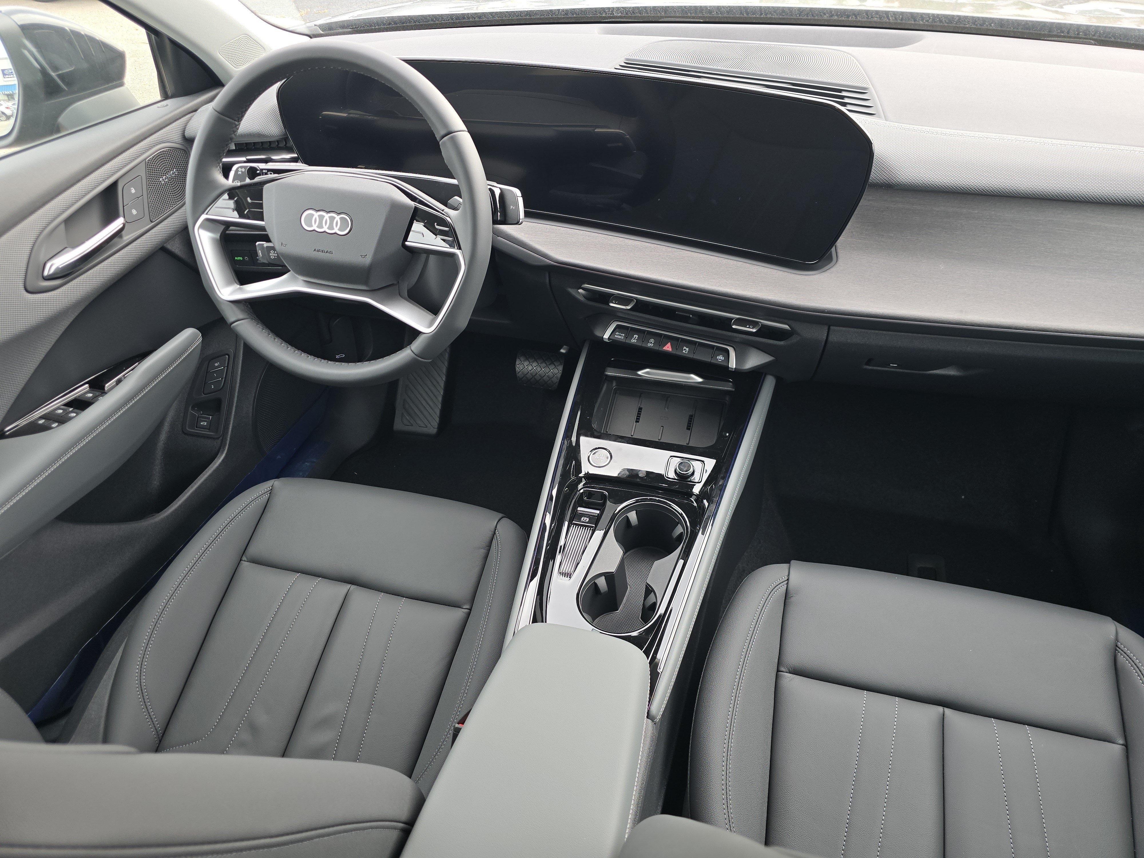 New 2026 Audi Q3 quattro 2.0T AWD/4WD image 20