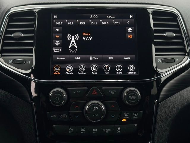 Used 2020 Jeep Grand Cherokee Altitude image 33