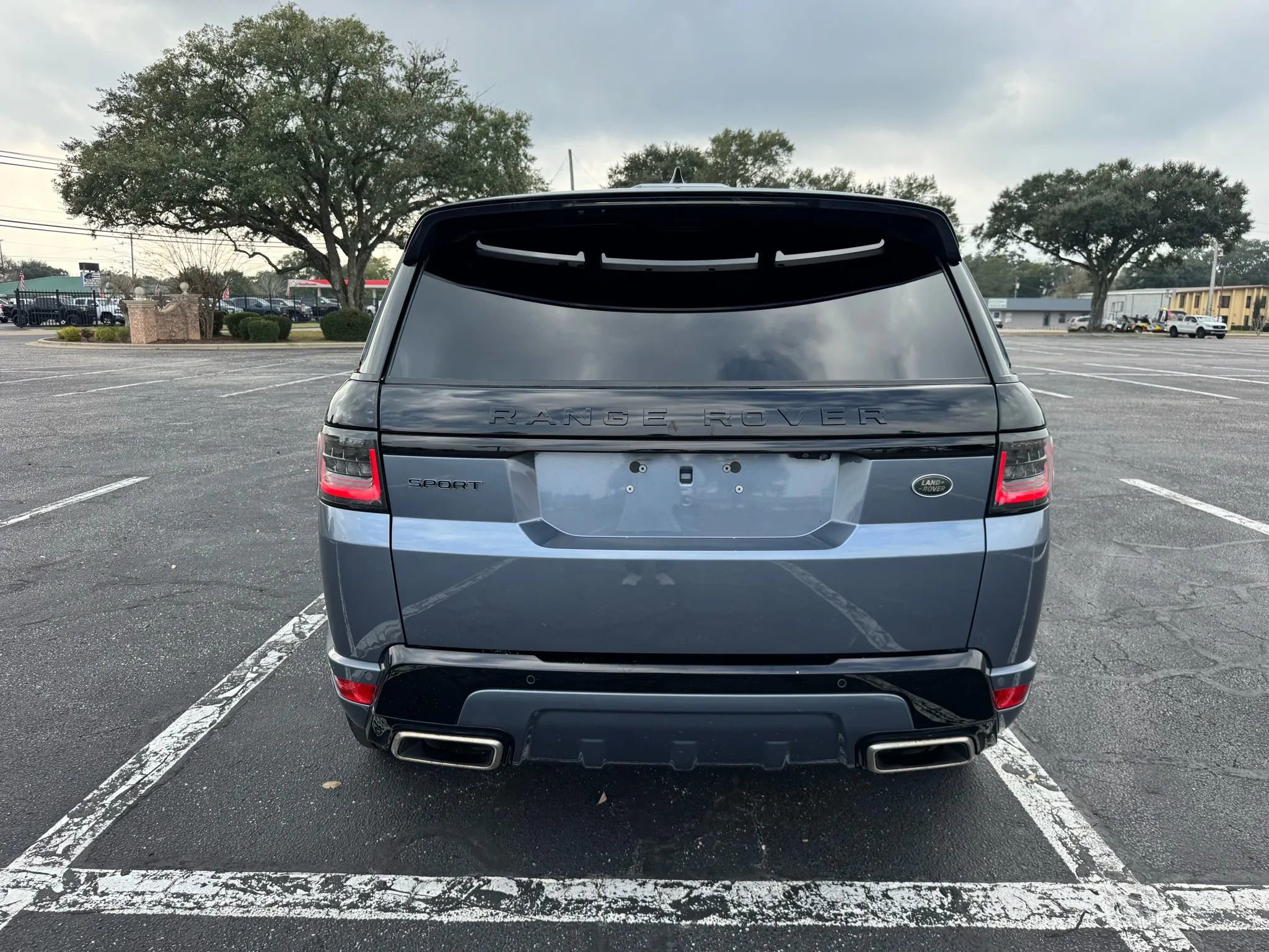 Used 2019 Land Rover Range Rover Sport HSE Dynamic AWD/4WD image 7