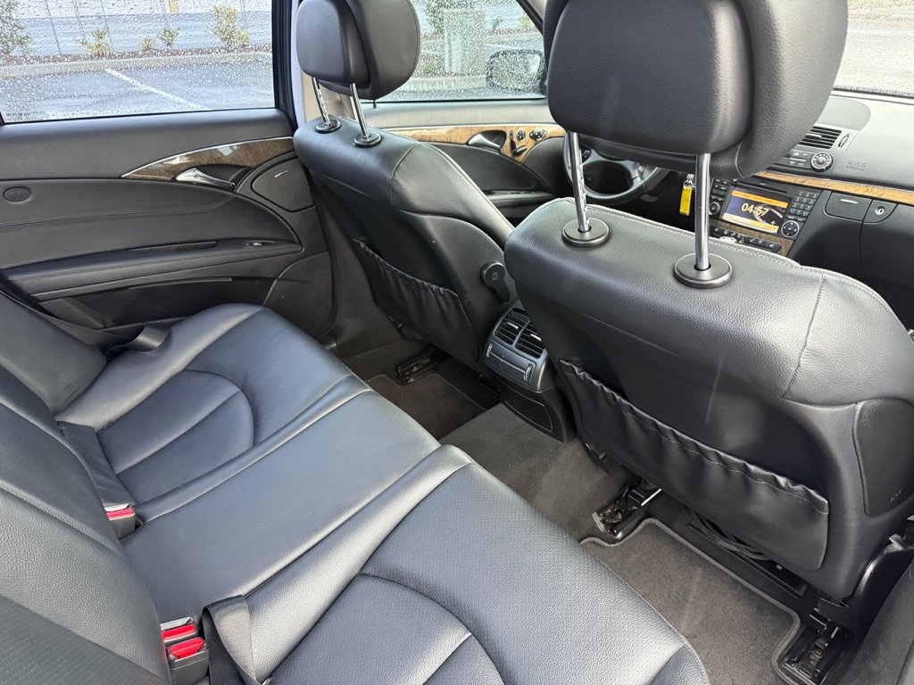 Used 2009 Mercedes-Benz E 350 Sedan image 13