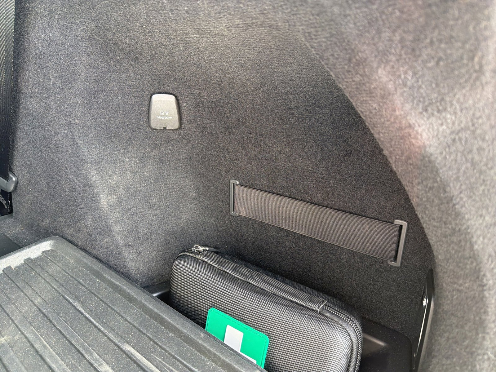 Used 2024 Volvo XC90 T8 Ultimate w/ Protection Package Premier image 21