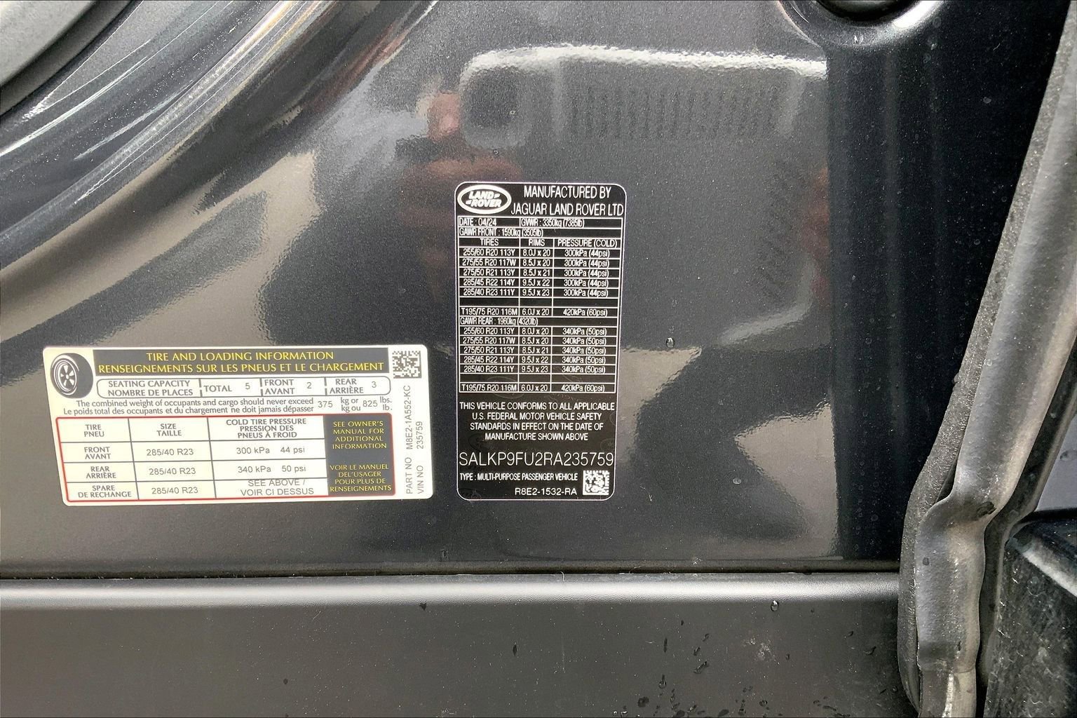 Used 2024 Land Rover Range Rover SE AWD/4WD image 4