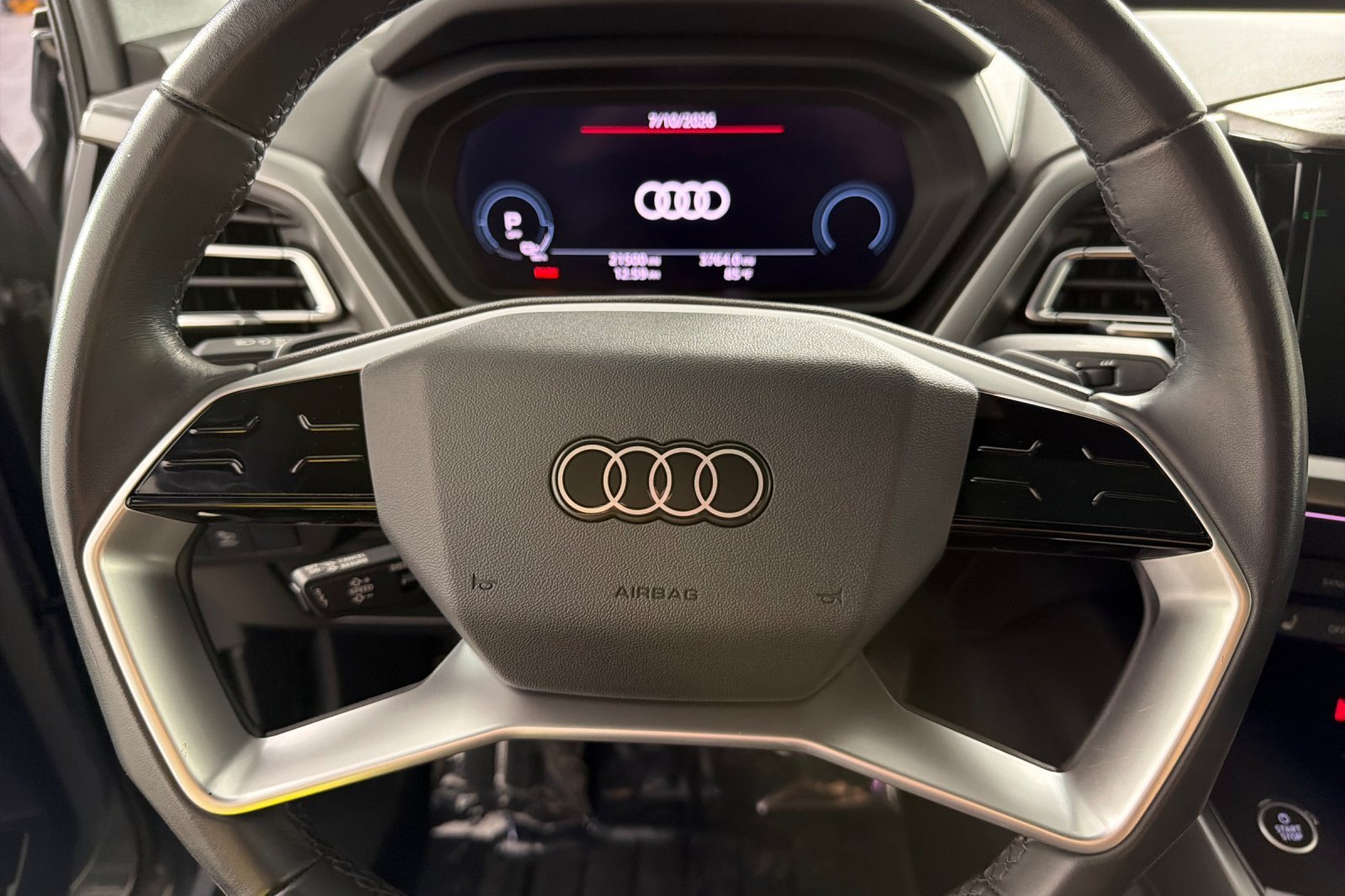 Used 2023 Audi Q4 e-tron Prestige AWD/4WD image 23