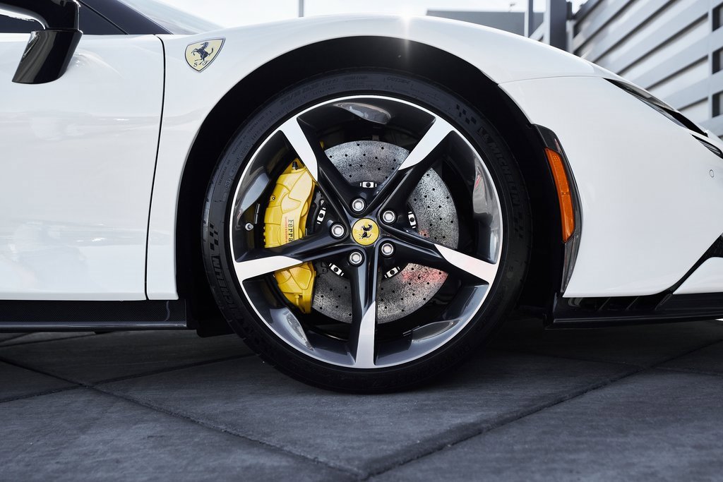 Used 2023 Ferrari SF90 Stradale image 31