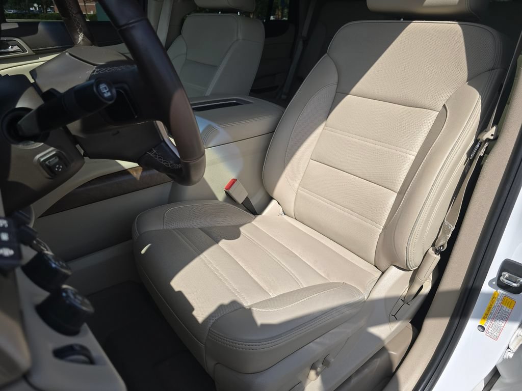 Used 2019 GMC Yukon Denali w/ Denali Ultimate Package AWD/4WD image 24
