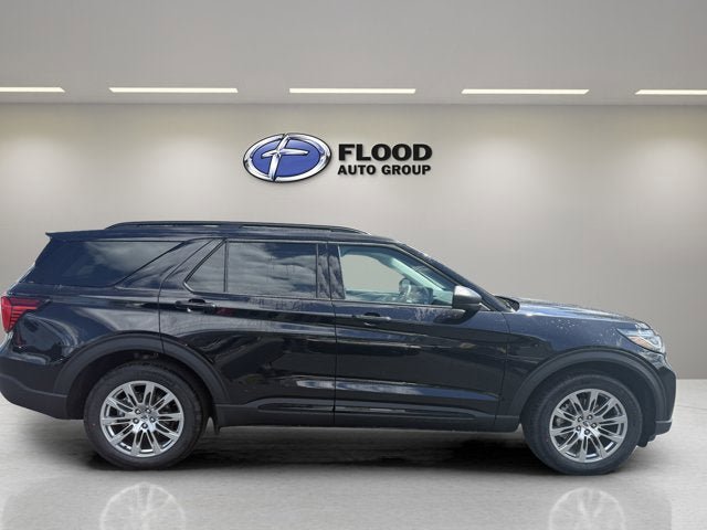New 2026 Ford Explorer Active AWD/4WD image 4