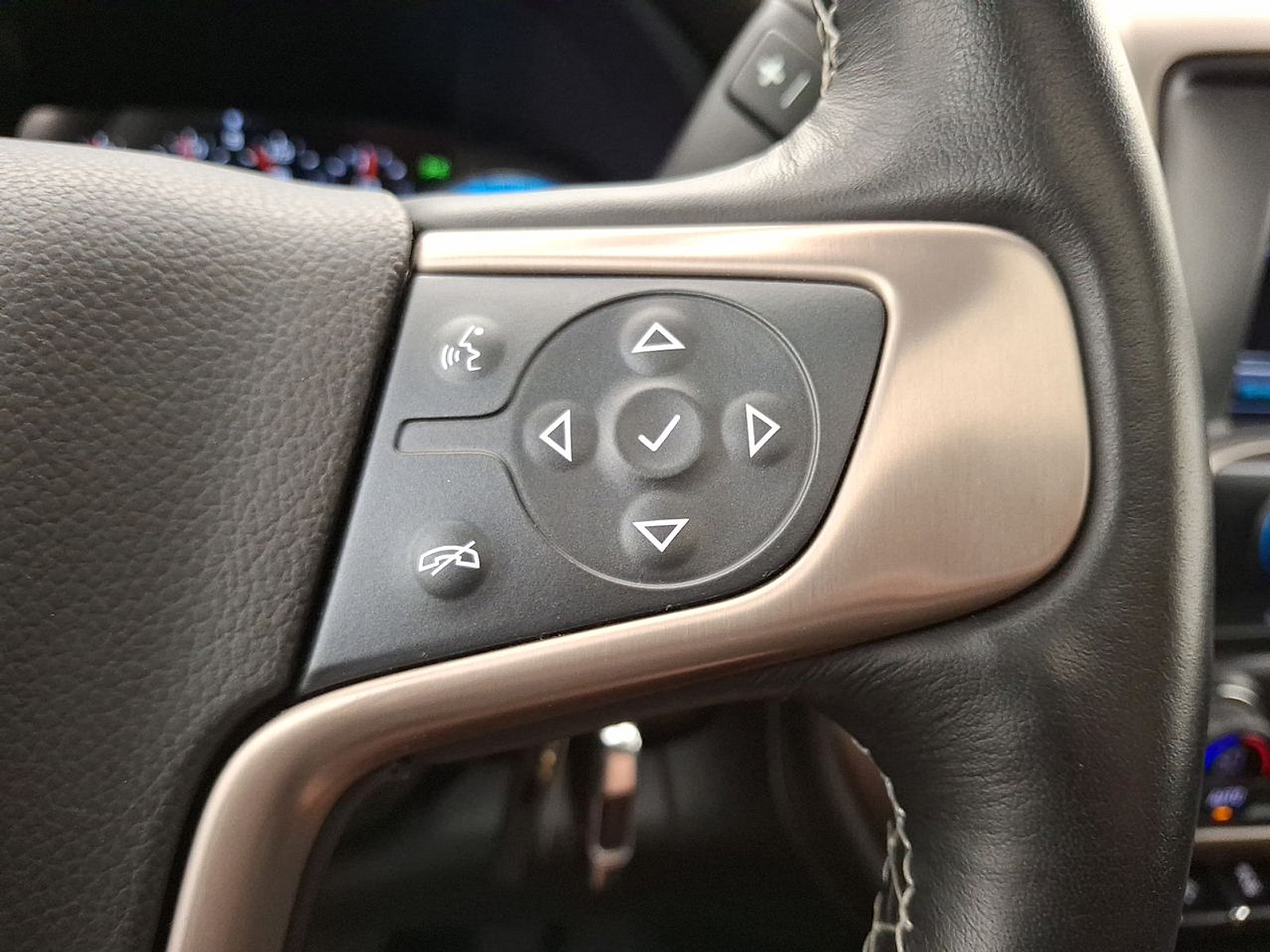 Used 2018 GMC Sierra 1500 Denali AWD/4WD image 18
