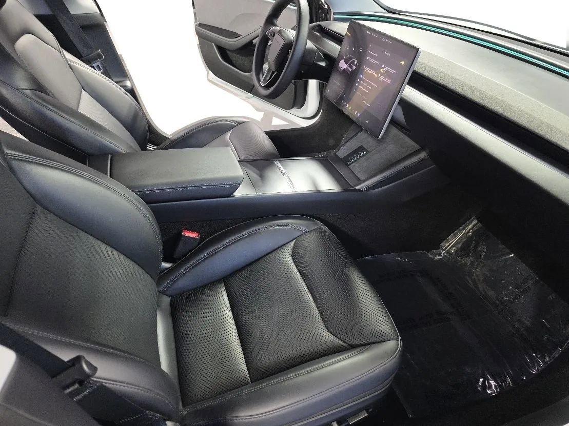 Used 2025 Tesla Model 3 Long Range image 24