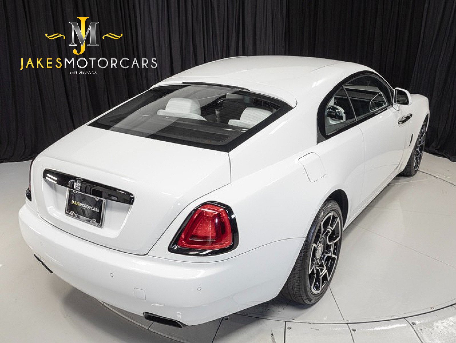 Used 2021 Rolls-Royce Wraith RWD image 11