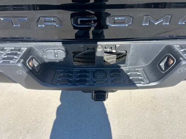 Used 2023 Toyota Tacoma TRD Sport w/ Technology Package AWD/4WD image 10