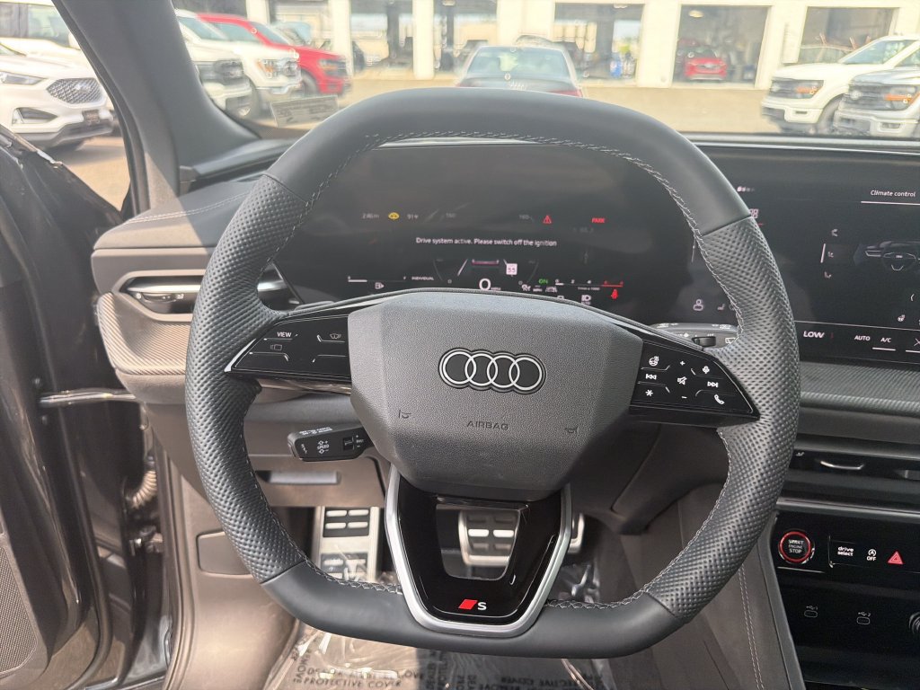 Used 2025 Audi SQ5 Premium Plus w/ Premium Plus Package AWD/4WD image 21
