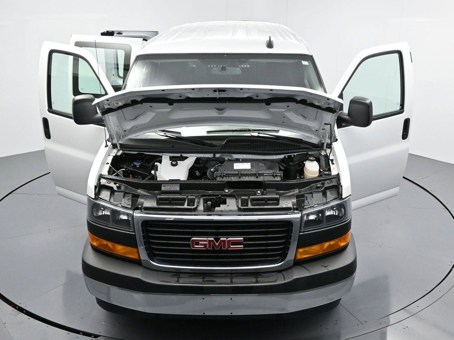 Used 2024 GMC Savana 2500 w/ Driver Convenience Package image 36