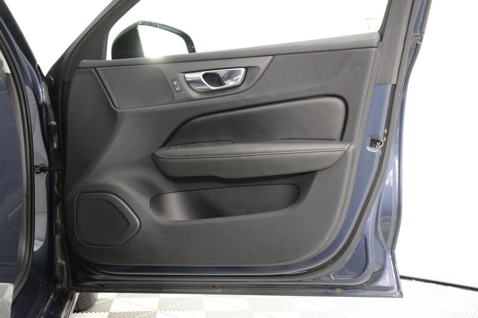 Certified 2023 Volvo S60 B5 Core w/ Climate Package image 21