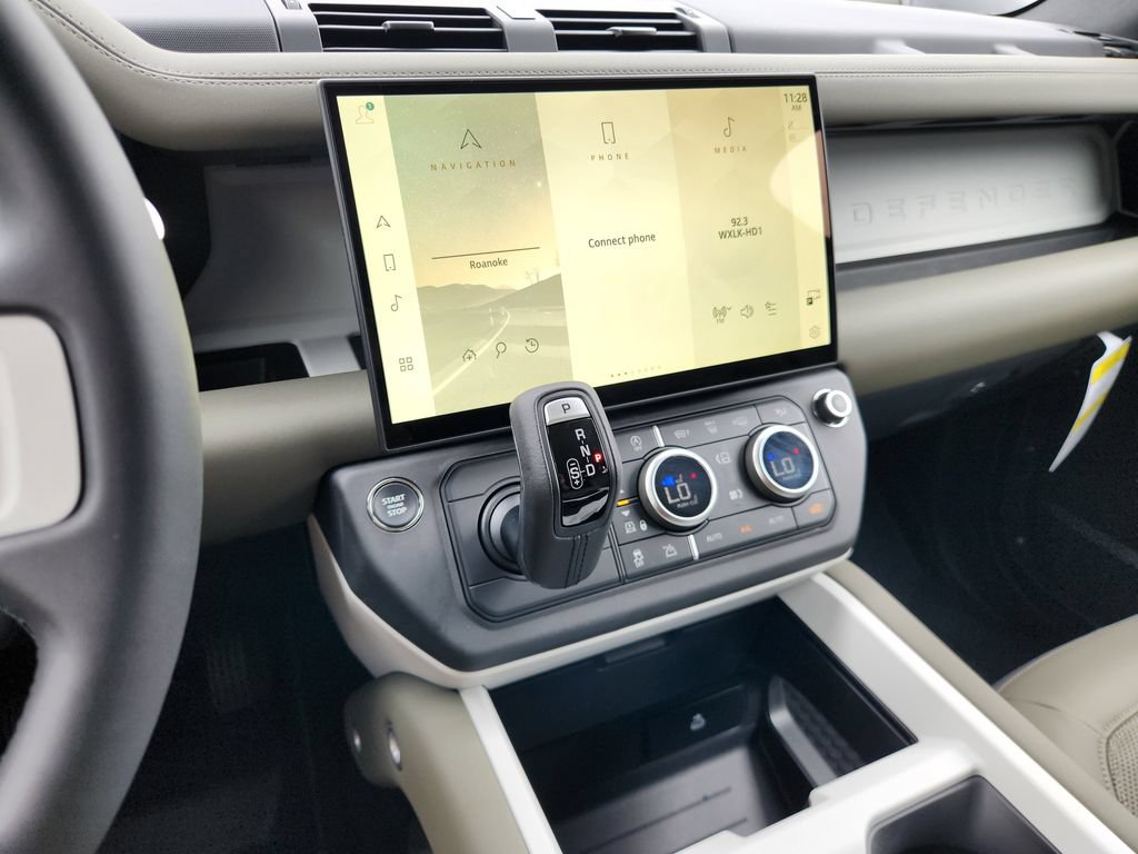 New 2026 Land Rover Defender 110 X-Dynamic SE AWD/4WD image 28