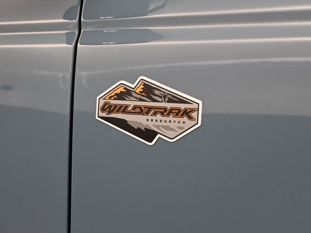 Used 2023 Ford Bronco Wildtrak AWD/4WD image 11