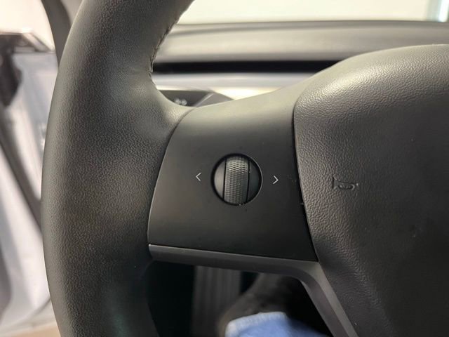 Used 2019 Tesla Model 3 Long Range image 22