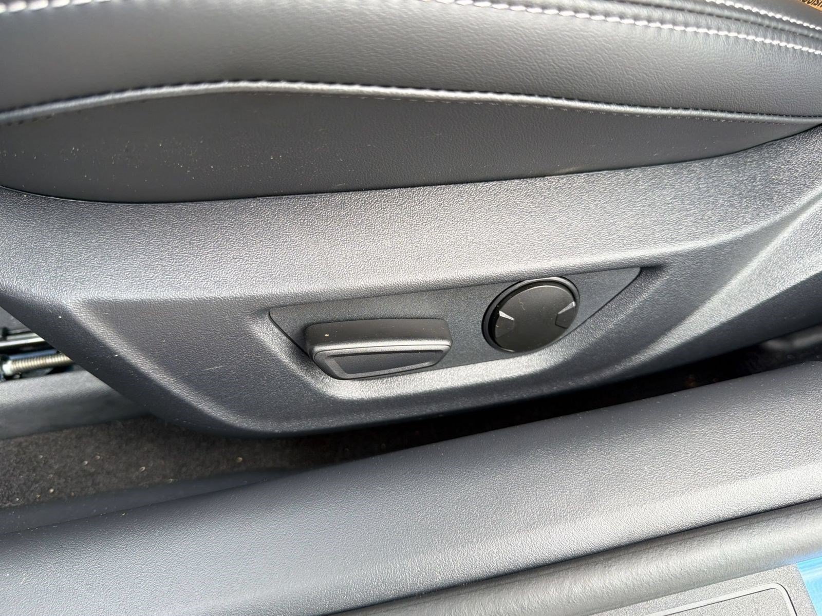 Used 2026 Ford Mustang Premium RWD image 14