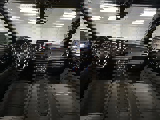 Certified 2021 Chevrolet Suburban LT w/ LT Signature Package image 20