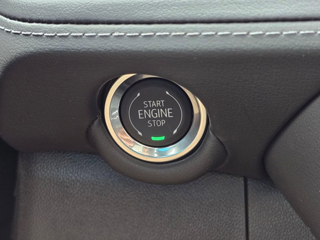 New 2026 Chevrolet Suburban Z71 image 36