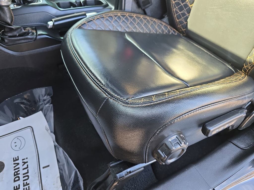 Used 2021 Jeep Wrangler Unlimited Sahara image 34