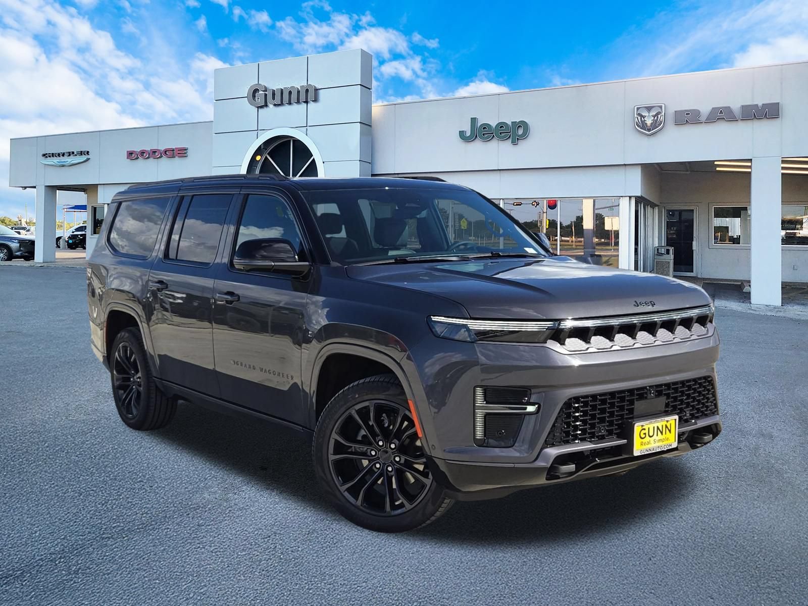 New 2027 Jeep Grand Wagoneer L Summit w/ Premium Group III AWD/4WD image 1