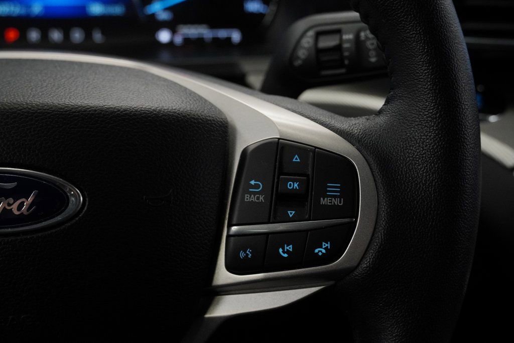 Used 2023 Ford Explorer XLT w/ Equipment Group 202A image 40