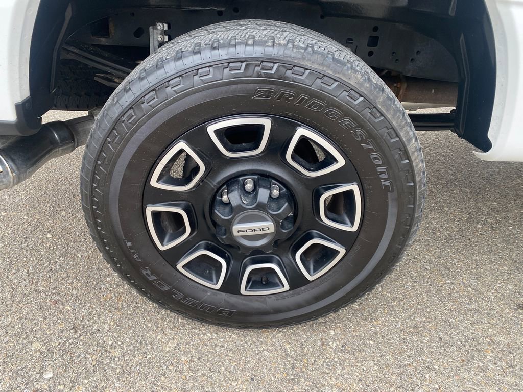 Used 2024 Ford F250 Platinum w/ FX4 Off-Road Package image 32