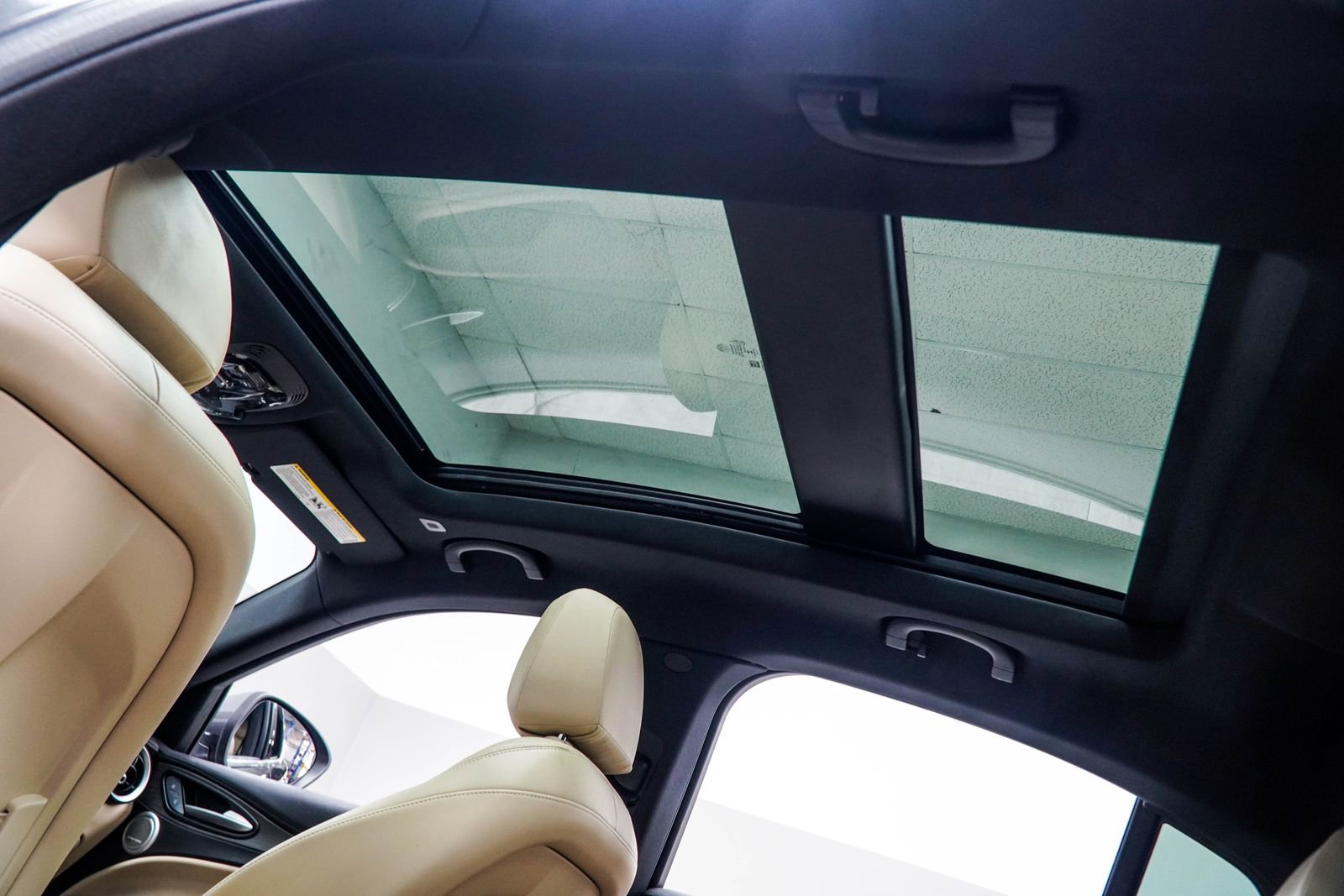 Used 2023 Alfa Romeo Stelvio Ti Lusso w/ Quick Order Package 22X Lusso image 42