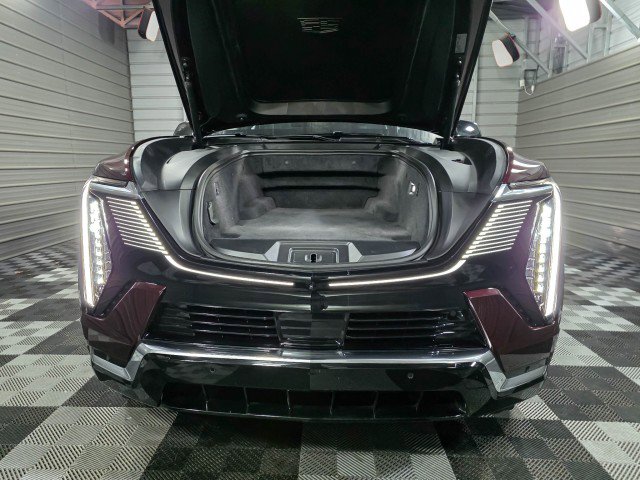 Used 2025 Cadillac Escalade IQ Luxury 2 w/ LPO, Premium Carpet Package image 43