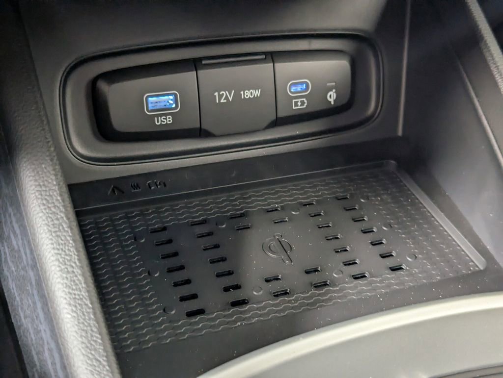 New 2026 Hyundai Venue SEL FWD image 20