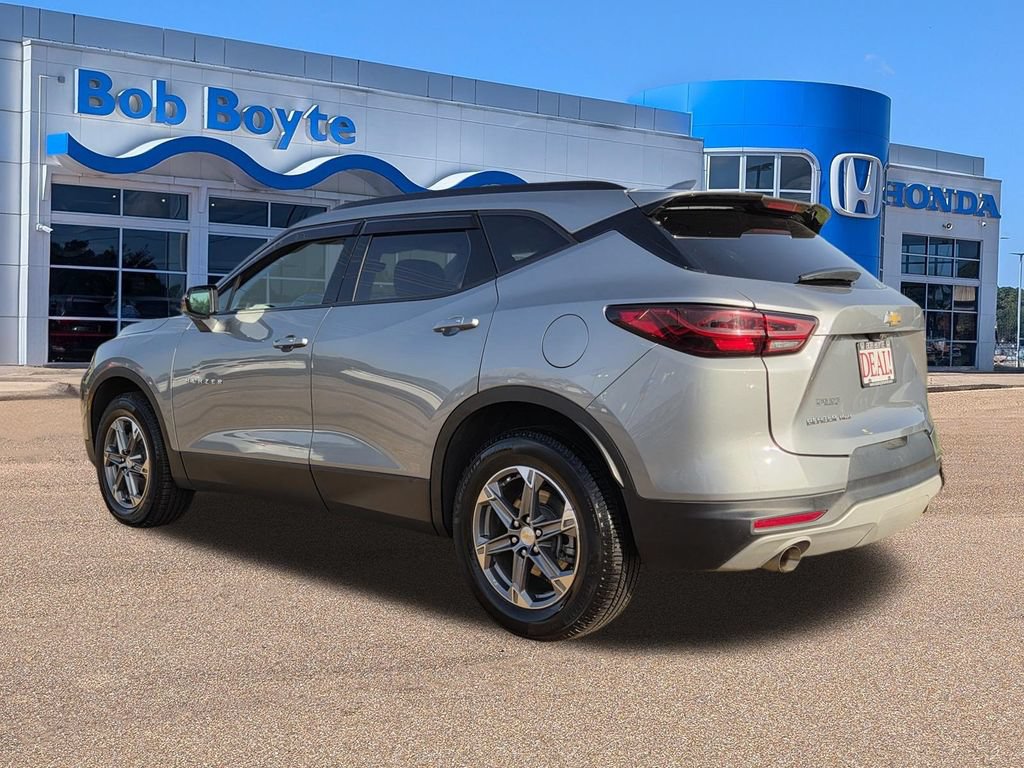 Used 2023 Chevrolet Blazer LT w/ Sound & Technology Package AWD/4WD image 7