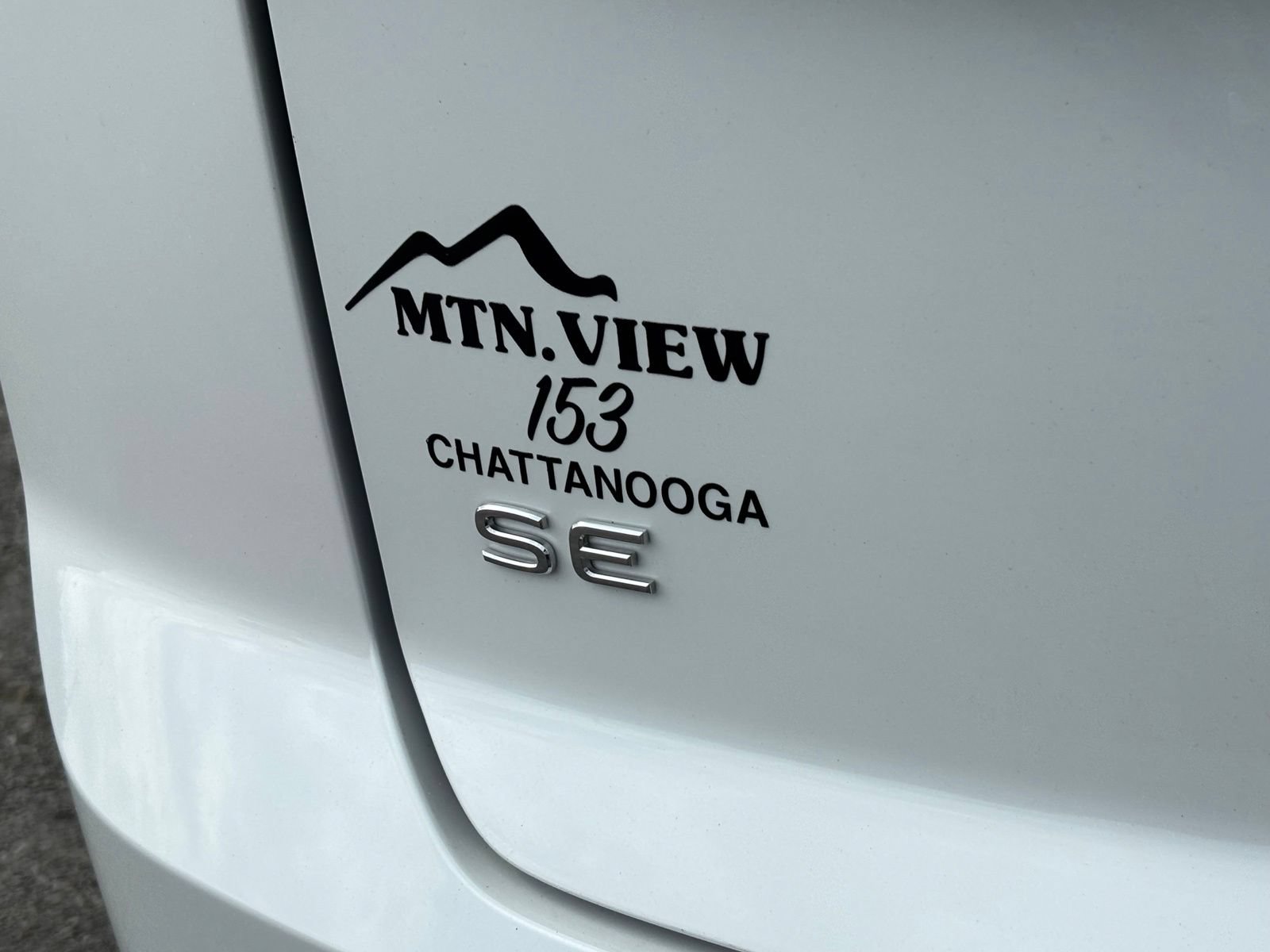 Used 2026 Volkswagen Atlas Cross Sport SE w/ Black Wheel Package FWD image 11