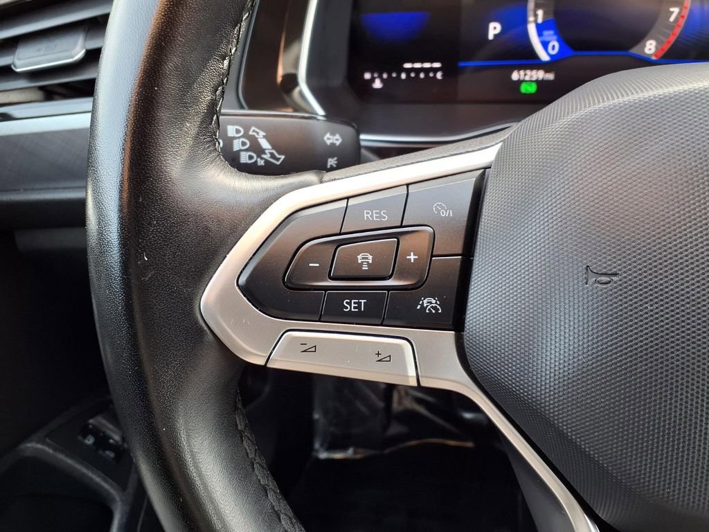 Used 2024 Volkswagen Jetta SE image 11