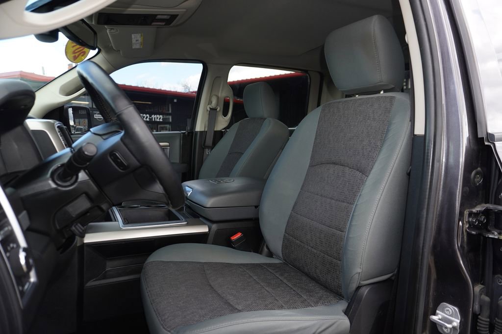 Used 2015 RAM 1500 Outdoorsman image 21