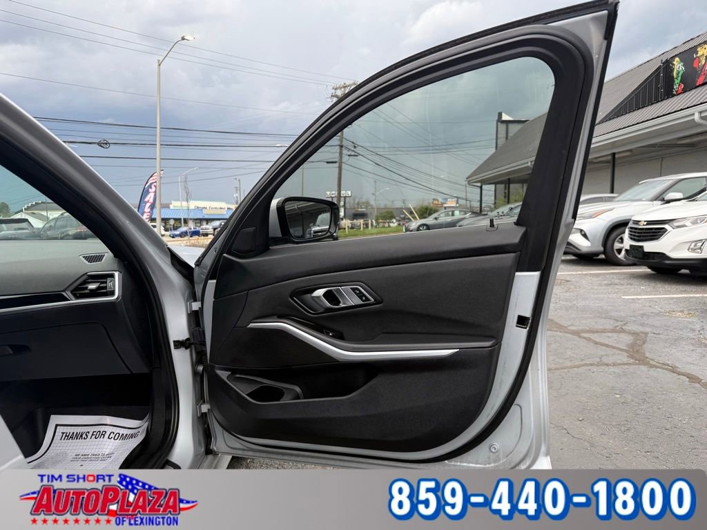 Used 2020 BMW 330i xDrive Sedan image 18