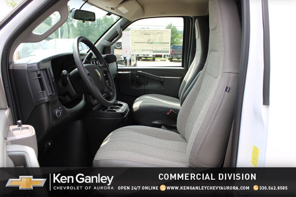 New 2026 Chevrolet Express 3500 Extended w/ Driver Convenience Package RWD image 7